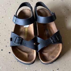 Birkenstock Kids Black Strap Sandals